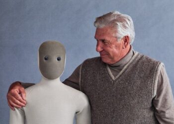 米企業、家庭用人型ロボットの一般販売を開始　価格は約300万円／月額7万5000円から